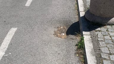 Rupa na Bul. oslobođenja 68